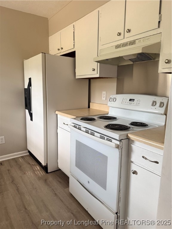 Refrigerator and stove