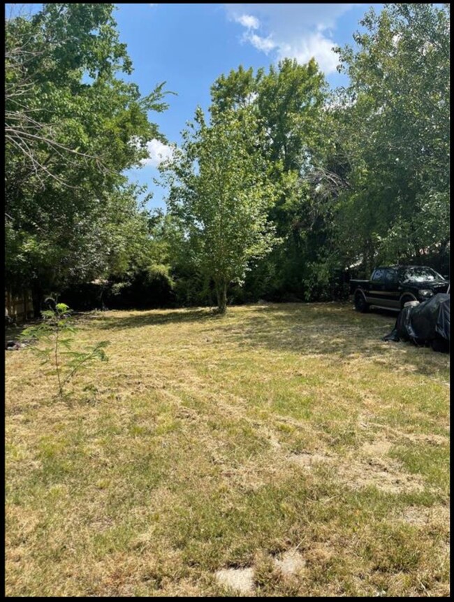 606 & 608 E 43rd St, Houston, TX 77022 - photo 6