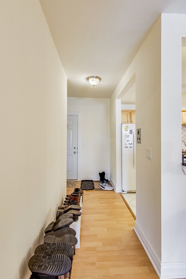 1328 Webford Ave unit 307, Des Plaines, IL 60016 - photo 6