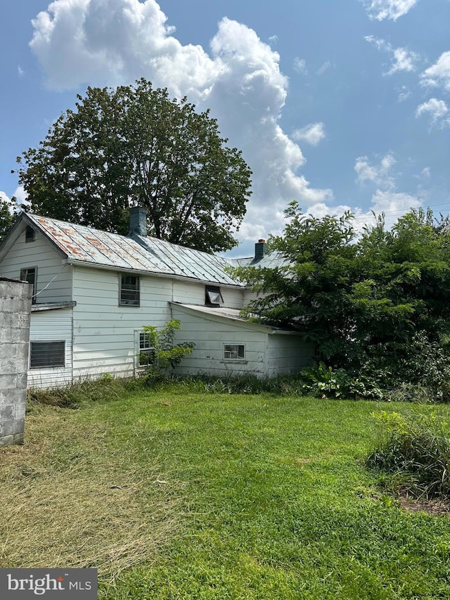 750 W Main St, Luray, VA 22835 - photo 2