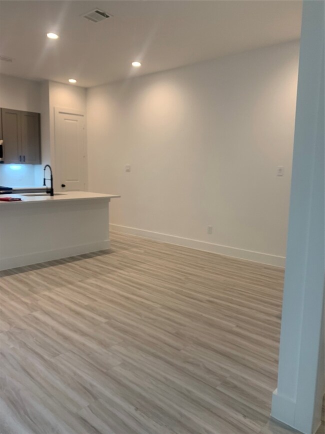 2500 Judiway St unit 2719, Houston, TX 77018 - photo 7