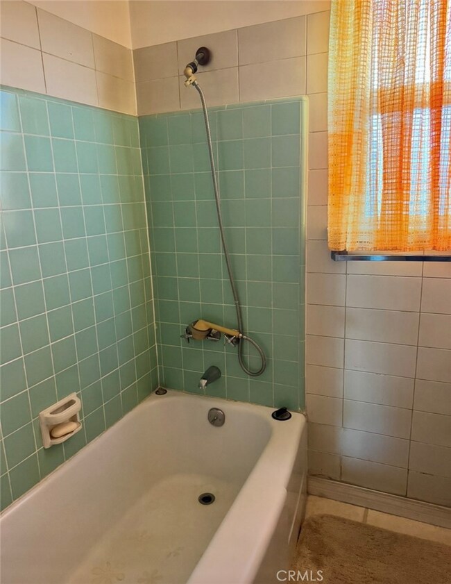 16917 S Catalina Ave, Gardena, CA 90247 - photo 6