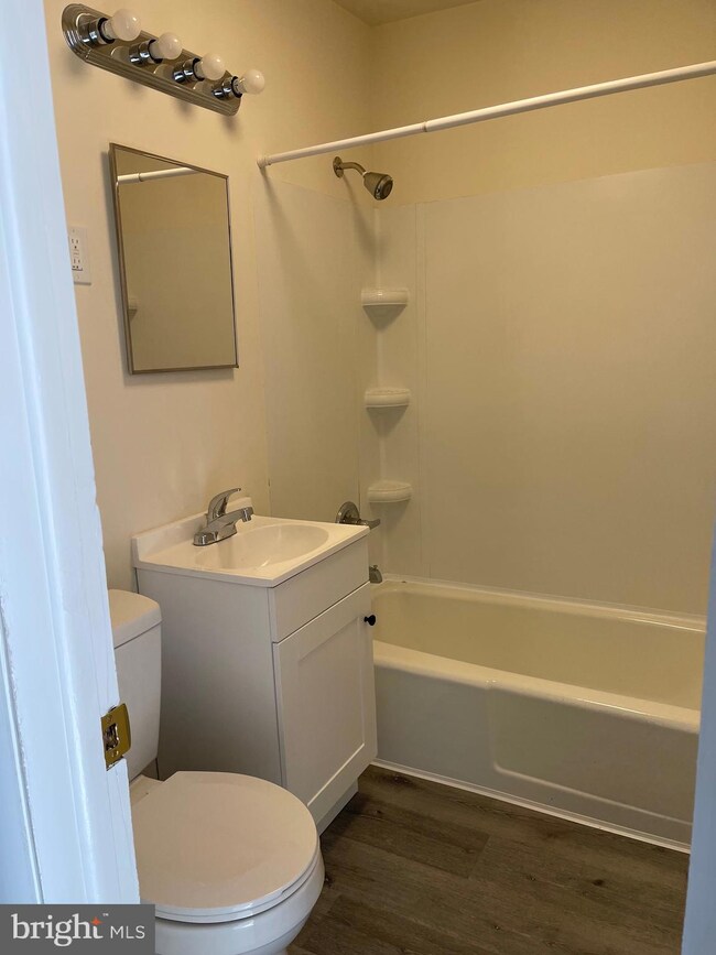 166 S Lime St unit 4, Quarryville, PA 17566 - photo 5