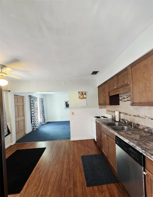 6309 Central Ave, New Port Richey, FL 34653 - photo 5