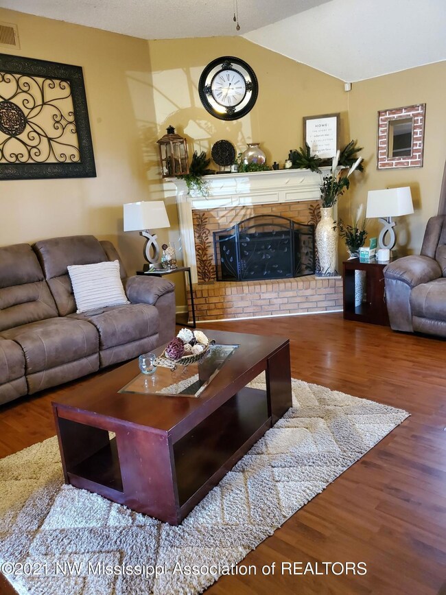 156517132_1096587687511996_6943462605712