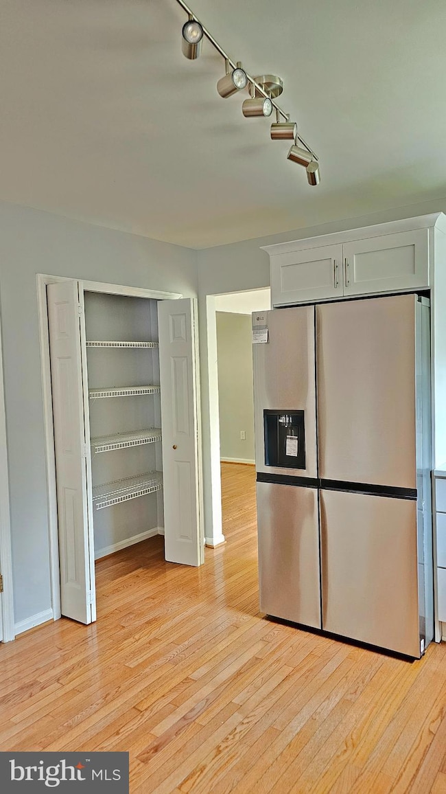 90 Foxchase Ct, Glen Burnie, MD 21061 - photo 6