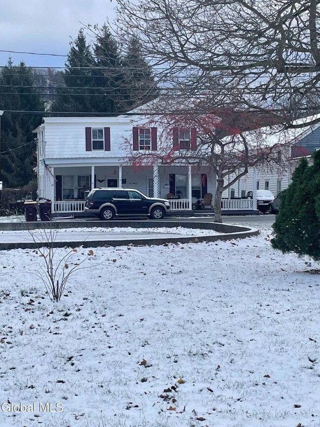 140 Wells Ave unit 3, Middleburgh, NY 12122 - photo 3