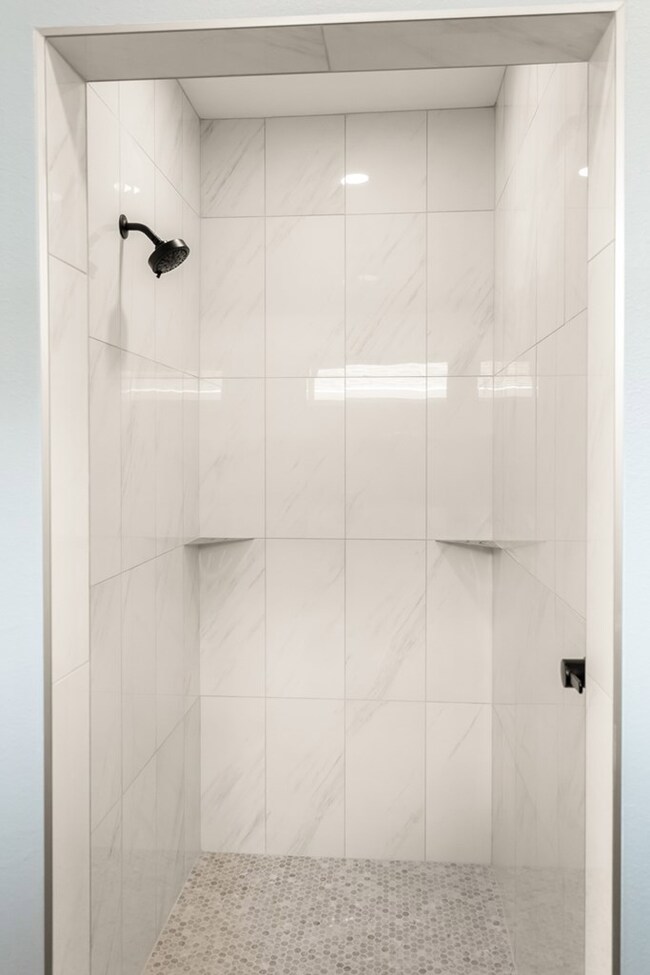 705 Cirrus Ln, Fredericksburg, TX 78624 - photo 5