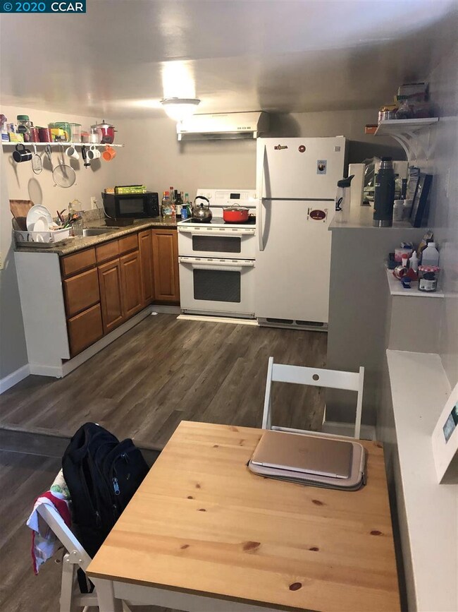 1735 San Lorenzo Ave unit in law unit, Berkeley, CA 94707 - photo 4