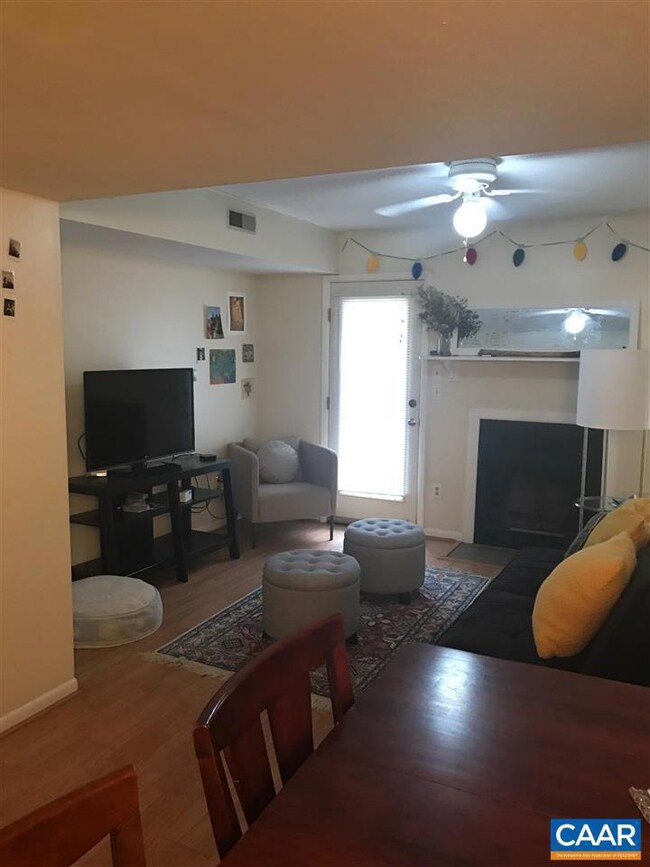 1305 Wertland St unit B2, Charlottesville, VA 22903 - photo 3