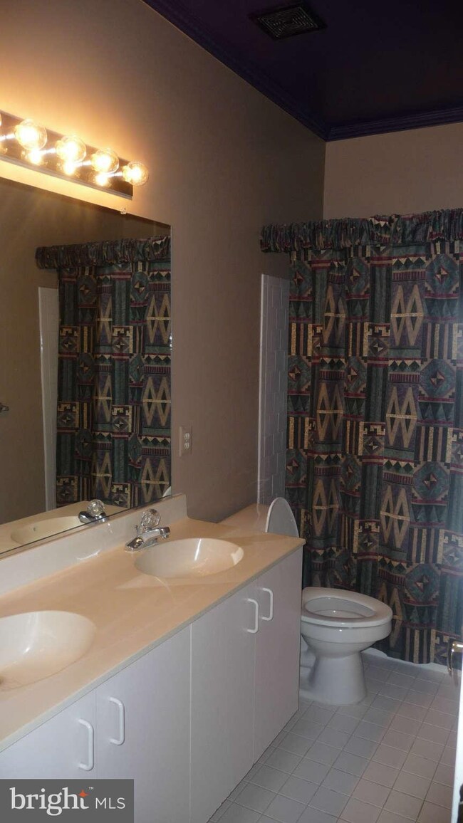 11 Taverngreen Ct, Baltimore, MD 21209 - photo 6