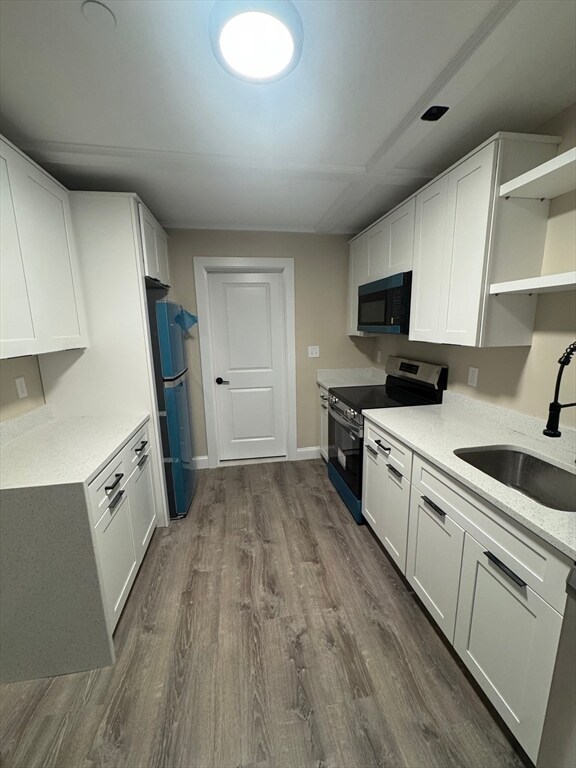 189 Pleasant St unit 3, Marblehead, MA 01945 - photo 4