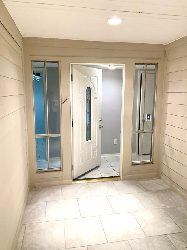 7397 Antoine Dr, Houston, TX 77088 - photo 4