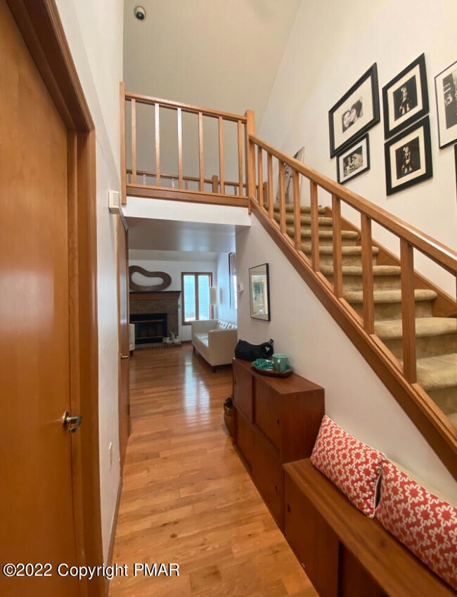 35 Harmon Dr, Stroudsburg, PA 18360 - photo 4