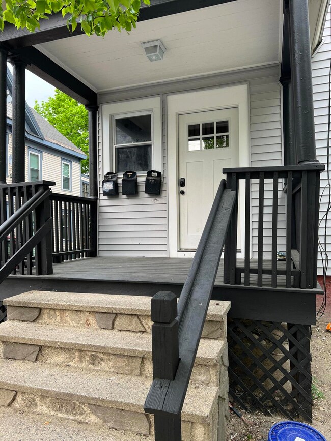 32 Howe