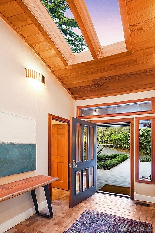 4313 W Mercer Way, Mercer Island, WA 98040 - photo 4