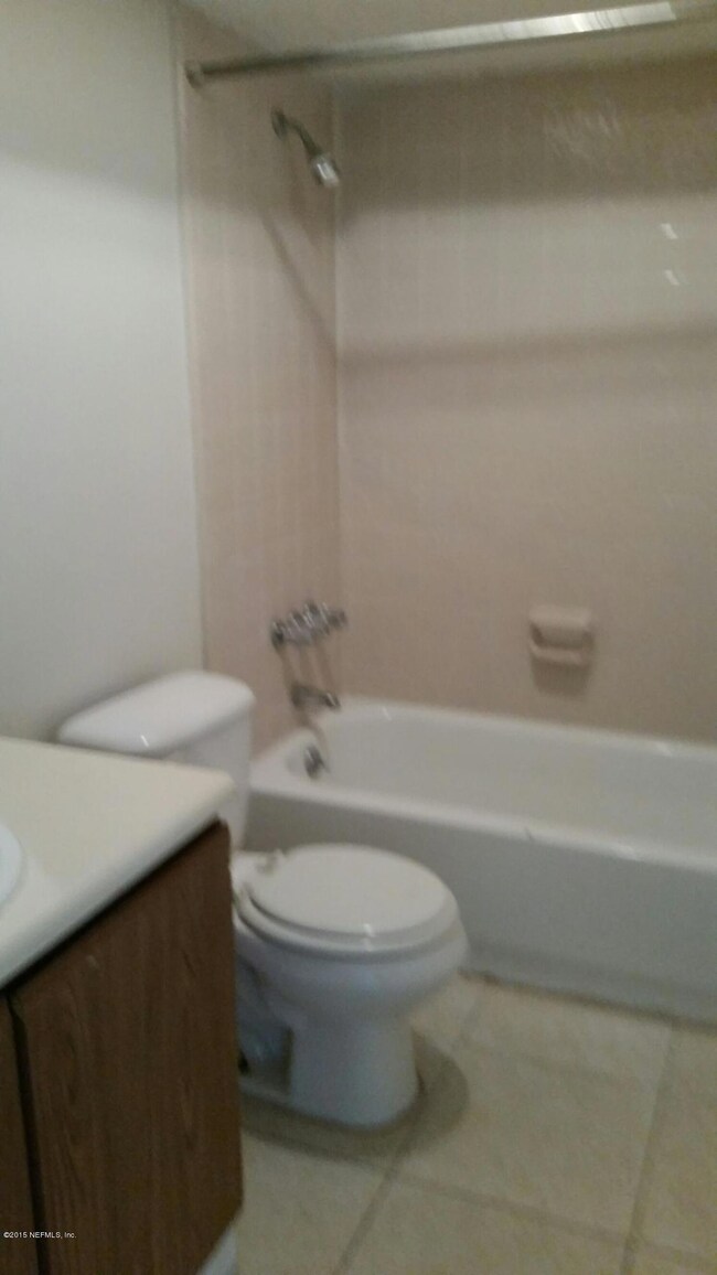 5135 Indian Lakes Ct unit 4, Jacksonville, FL 32210 - photo 6