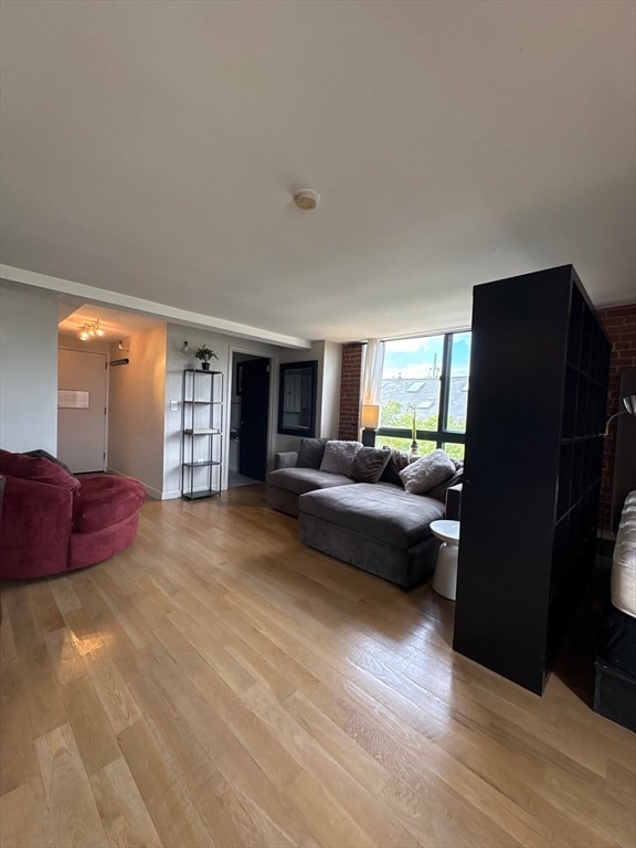 Parris Landing unit 1501, Boston, MA 02129 - photo 3