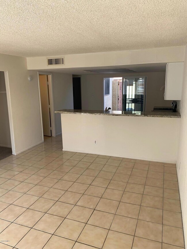 Living to Kitchen 2