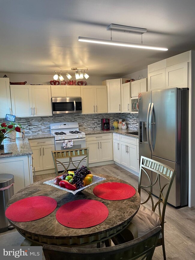 4917 Monroe St, Bladensburg, MD 20710 - photo 3