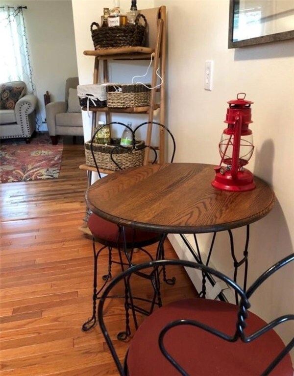 70 Carroll Ave #508 Newport, RI 02840