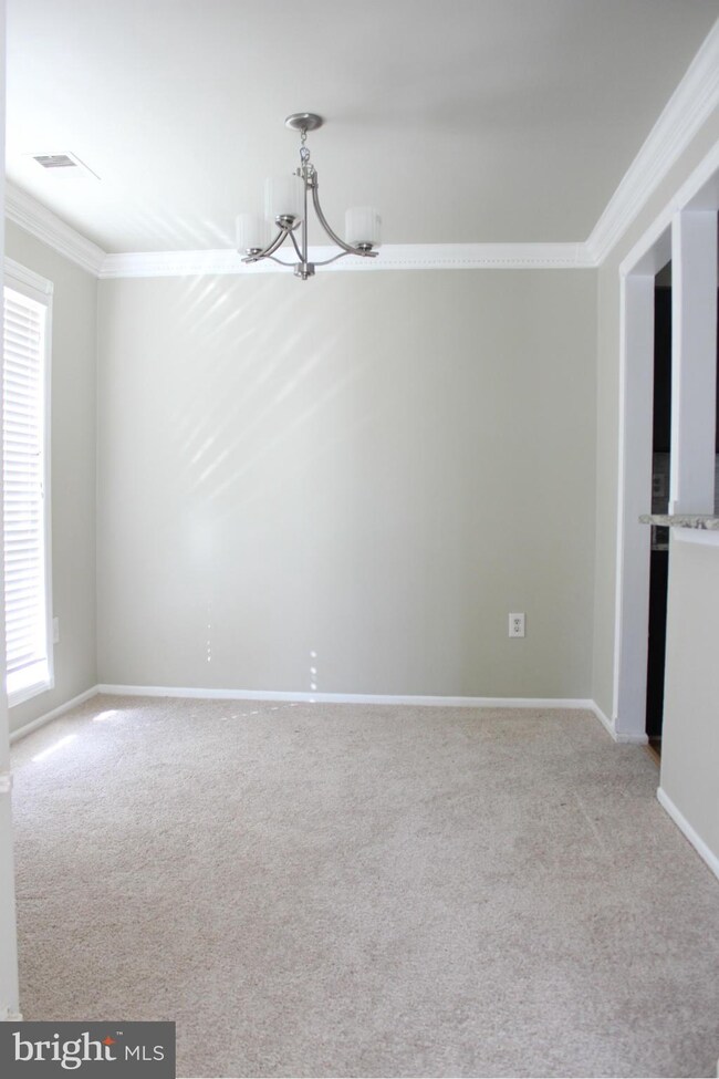 2871 Madeira Ct unit 12, Woodbridge, VA 22192 - photo 4