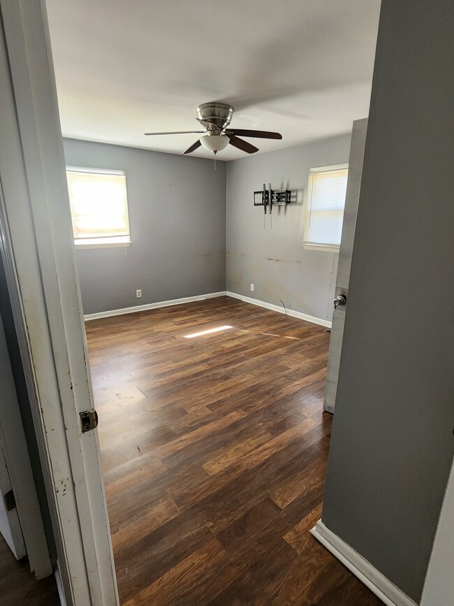 308 Shadow Dr, Shelbyville, TN 37160 - photo 6