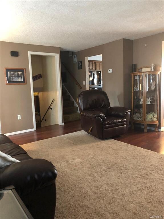 906 Fairmont Ave, North Tonawanda, NY 14120 - photo 5