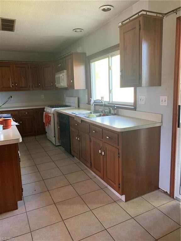 43578 Parsons Rd, Oberlin, OH 44074 - photo 3