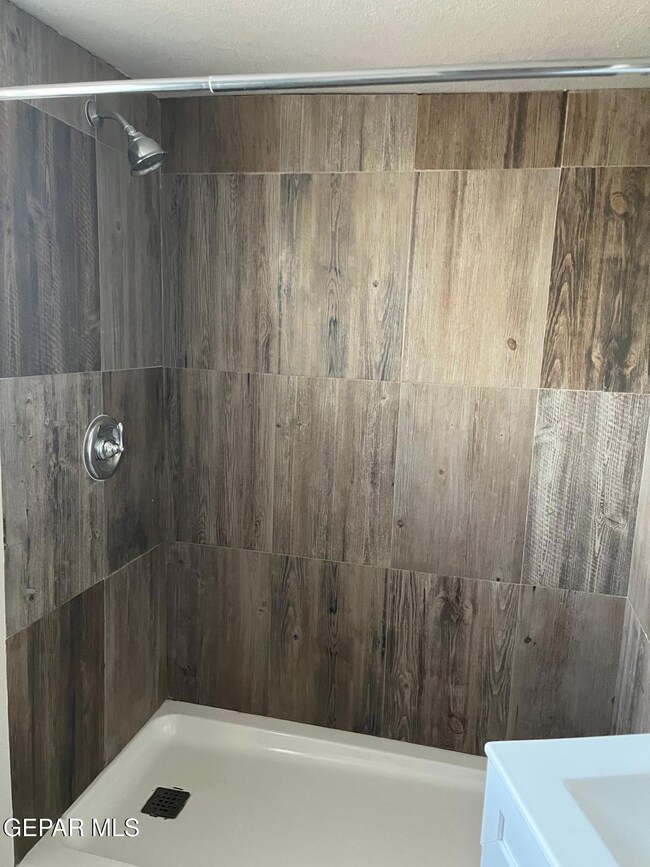 3920 Cumberland Ave unit B, El Paso, TX 79903 - photo 6