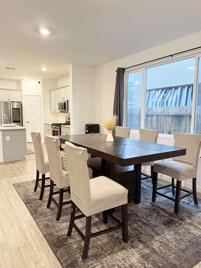 2844 N Vahe Ave, Fresno, CA 93737 - photo 4