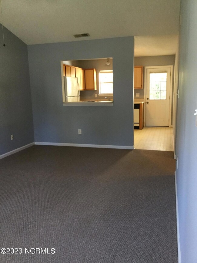 163 Brenda Dr, Jacksonville, NC 28546 - photo 3