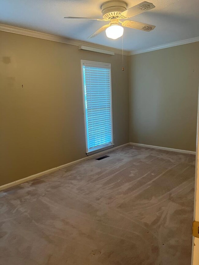 513 Flamingo Ln, Albany, GA 31707 - photo 6