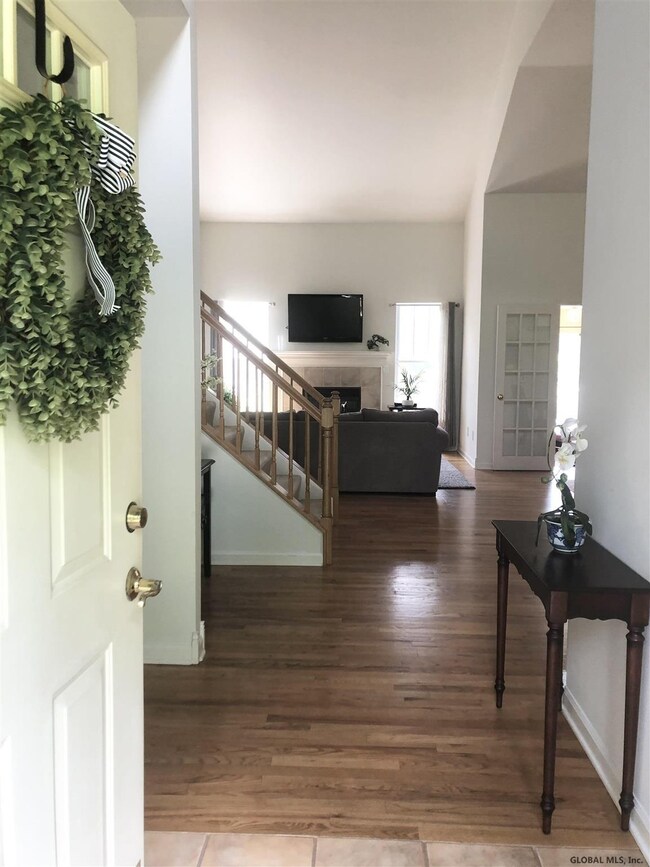 9 Donegal Way, Saratoga Springs, NY 12866 - photo 5