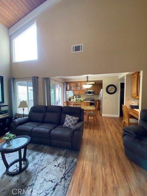 4304 Lincoln Plaza Way, Cypress, CA 90630 - photo 5