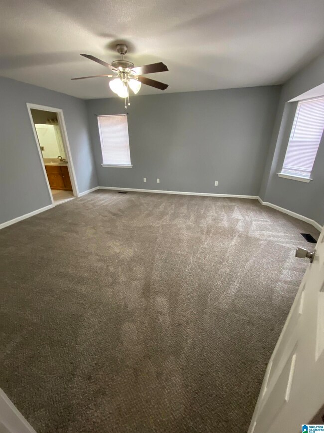 8572 Woodview Ln, Pinson, AL 35126 - photo 7