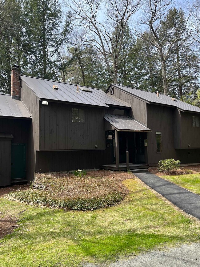 1299 Quechee Main St unit 1B, Hartford, VT 05001 - photo 2