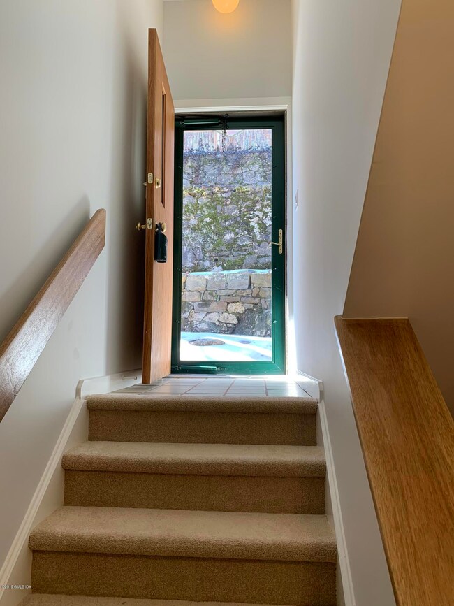 12 Glenville St unit 110, Greenwich, CT 06831 - photo 3