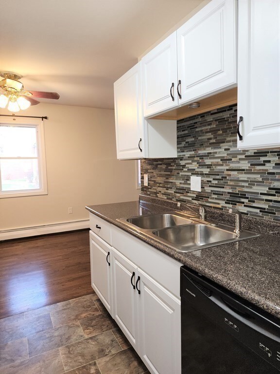 77 Regency Park Dr unit 77, Agawam, MA 01001 - photo 4