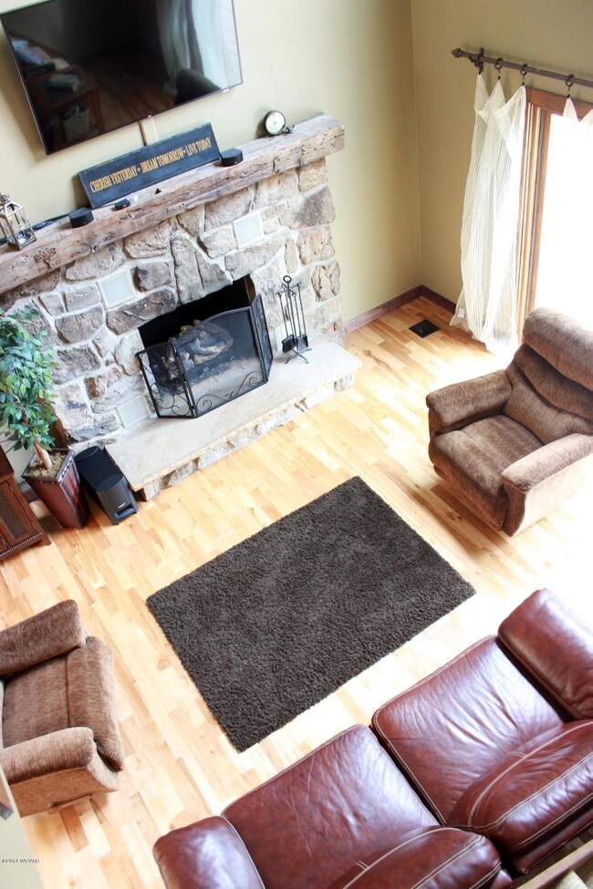 112 Waldron Ln, Muncy, PA 17756 - photo 5