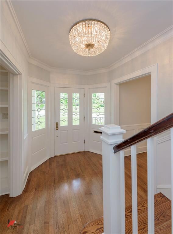 Beautiful leaded glass door and windows filter in 