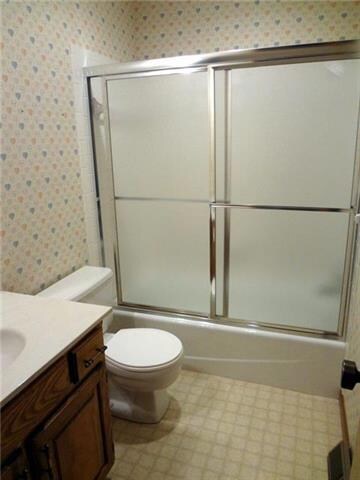 6785 Widmer Rd, Shawnee, KS 66216 - photo 7