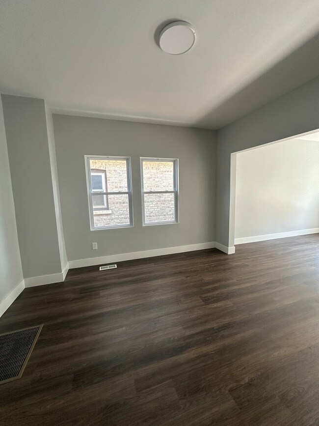 3213 S Keeler Ave, Chicago, IL 60623 - photo 7