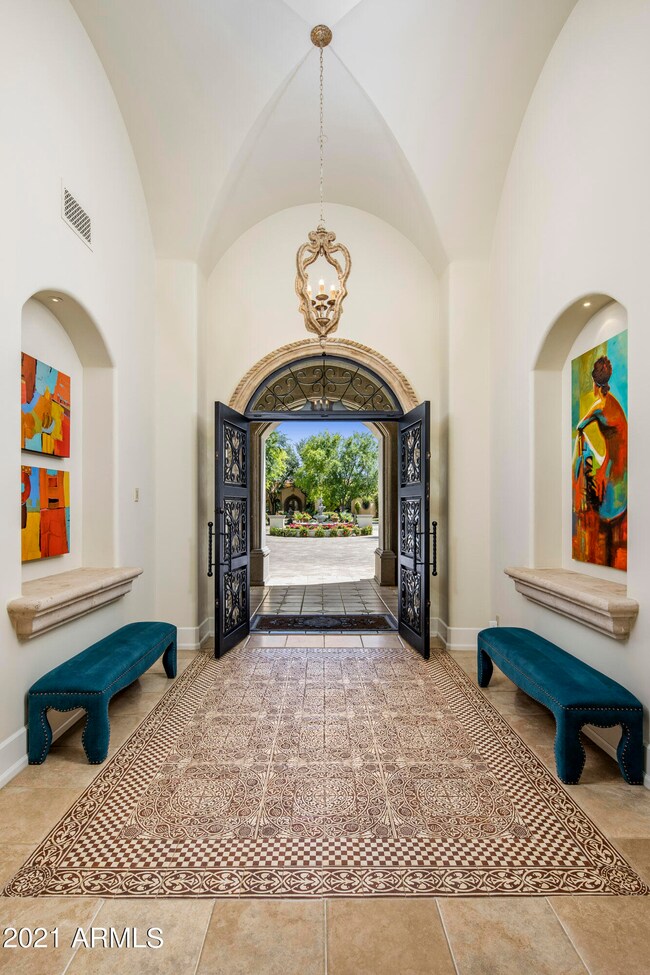 Foyer Ceiling