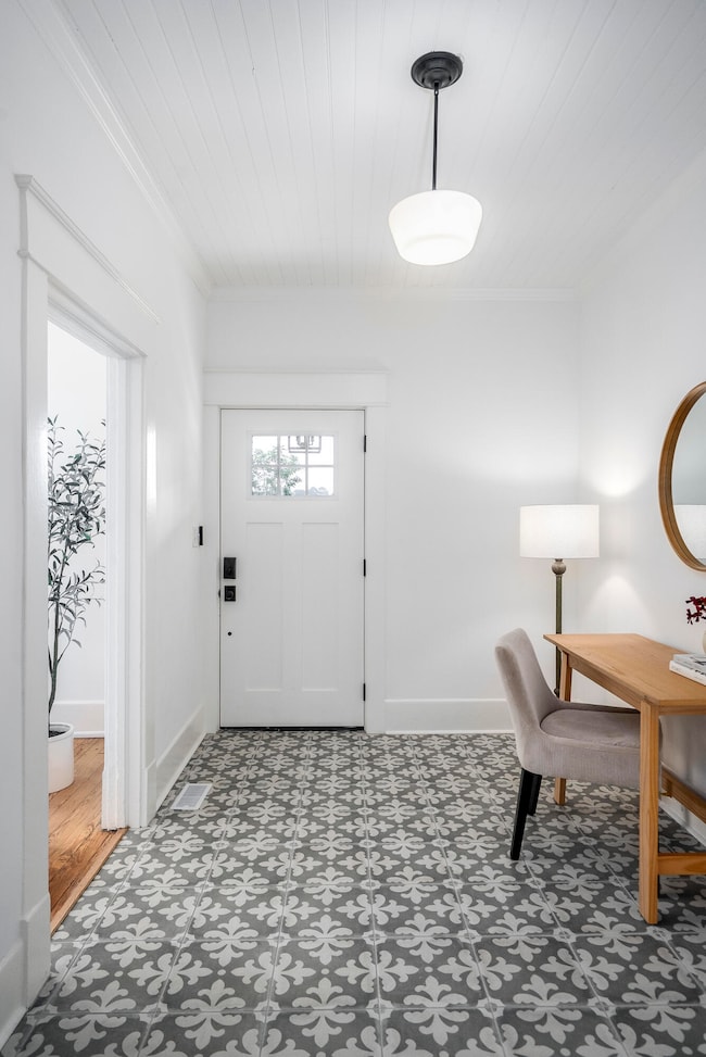 227 Kershaw St NE, Aiken, SC 29801 - photo 6