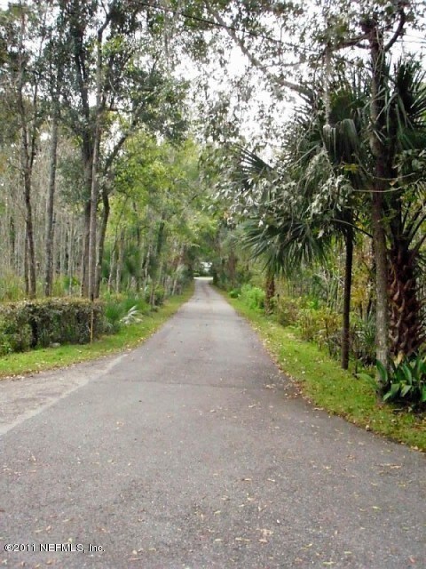 5011 Ortega Farms Blvd, Jacksonville, FL 32210 - photo 2