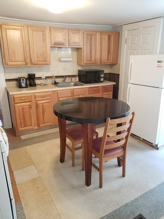 283 Main St, Milford, MA 01757 - photo 5