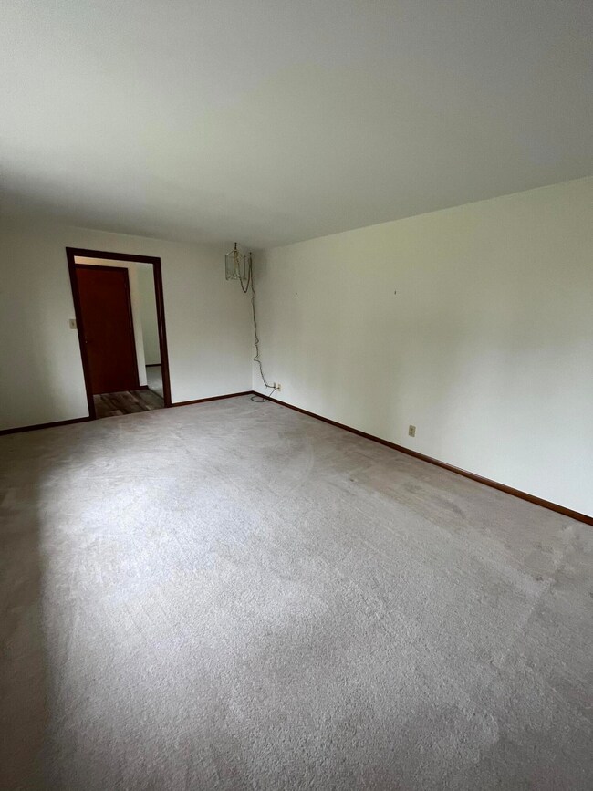 401 W High St, Cridersville, OH 45806 - photo 6