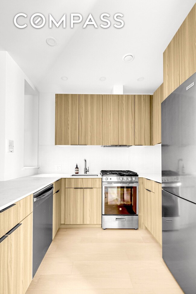 210 Hull St unit A, Brooklyn, NY 11233 - photo 4