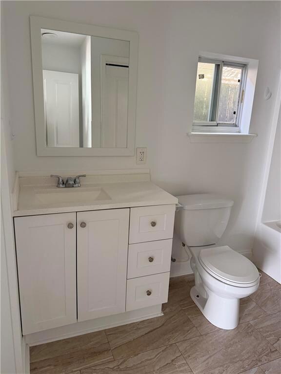 1116 1/2 5th St unit Back, Gretna, LA 70053 - photo 4